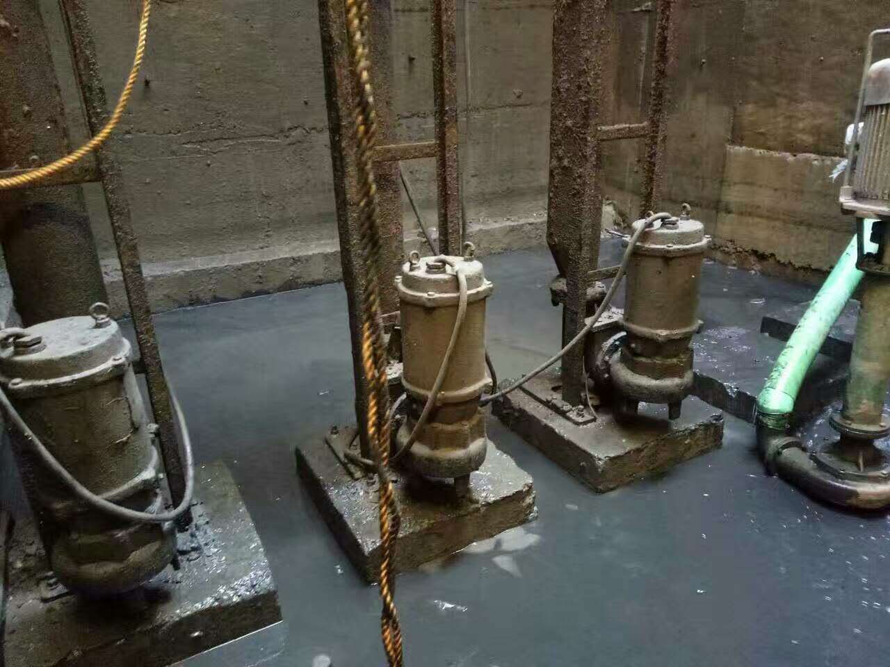 泾县污水池清理